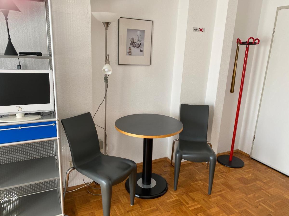 Apartmenthaus Zentrum Komfort Apartments Mit Minikuchen Verschiedener Grossen Κάσελ Εξωτερικό φωτογραφία