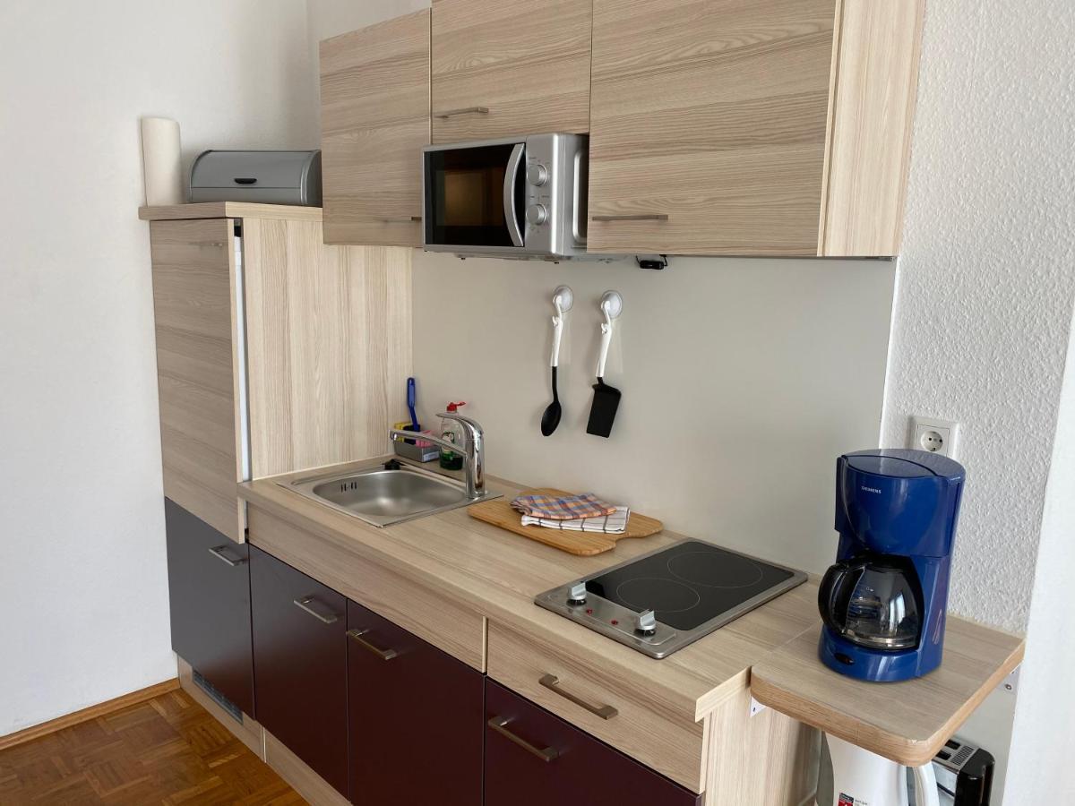 Apartmenthaus Zentrum Komfort Apartments Mit Minikuchen Verschiedener Grossen Κάσελ Εξωτερικό φωτογραφία