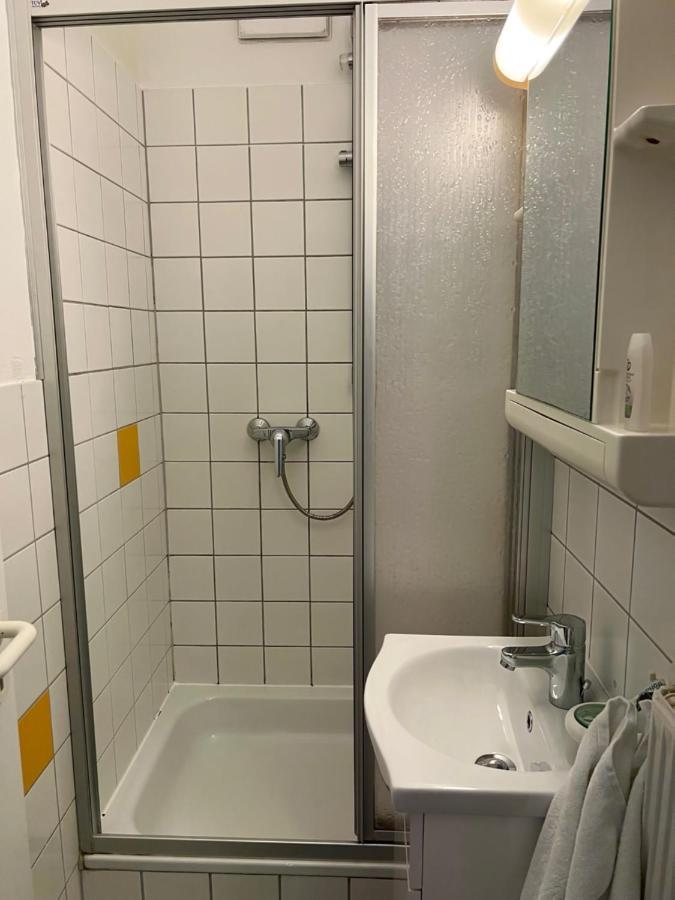 Apartmenthaus Zentrum Komfort Apartments Mit Minikuchen Verschiedener Grossen Κάσελ Εξωτερικό φωτογραφία