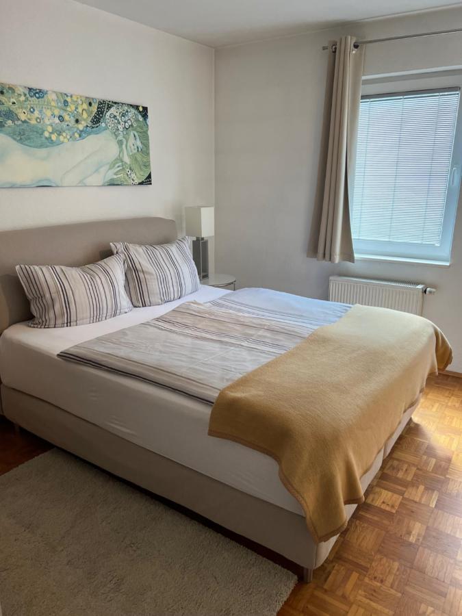 Apartmenthaus Zentrum Komfort Apartments Mit Minikuchen Verschiedener Grossen Κάσελ Εξωτερικό φωτογραφία