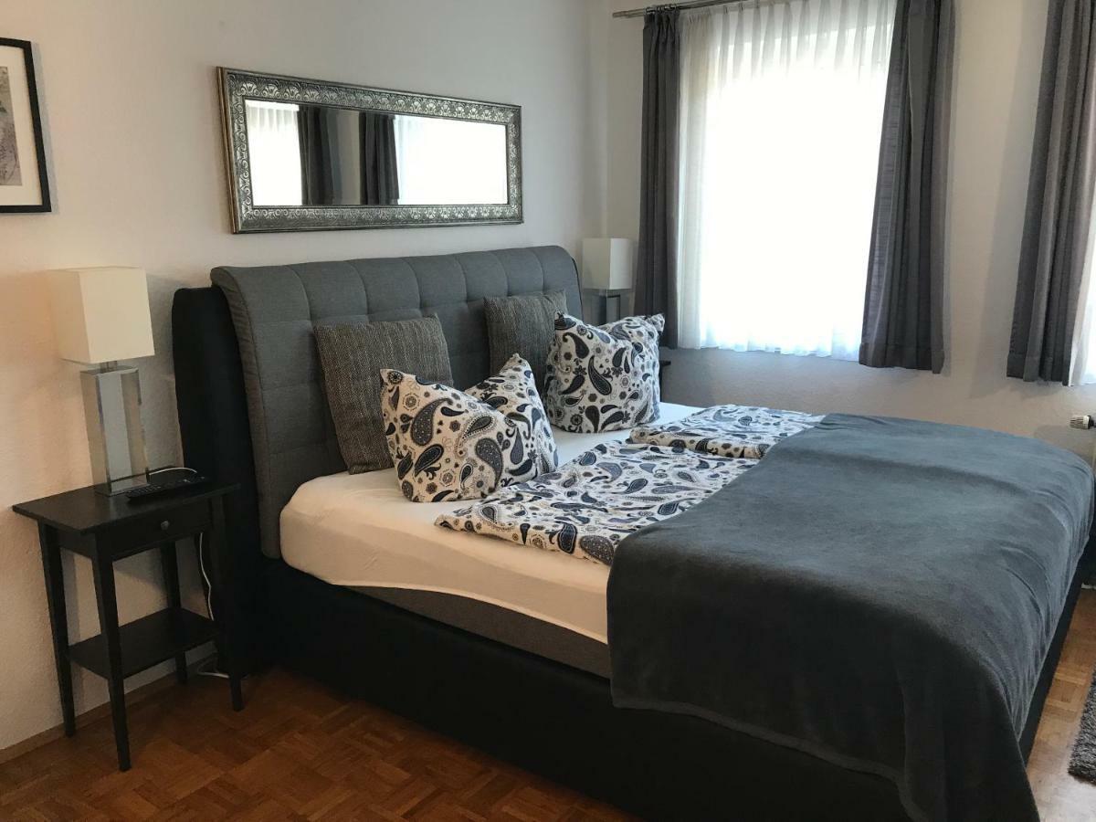 Apartmenthaus Zentrum Komfort Apartments Mit Minikuchen Verschiedener Grossen Κάσελ Εξωτερικό φωτογραφία