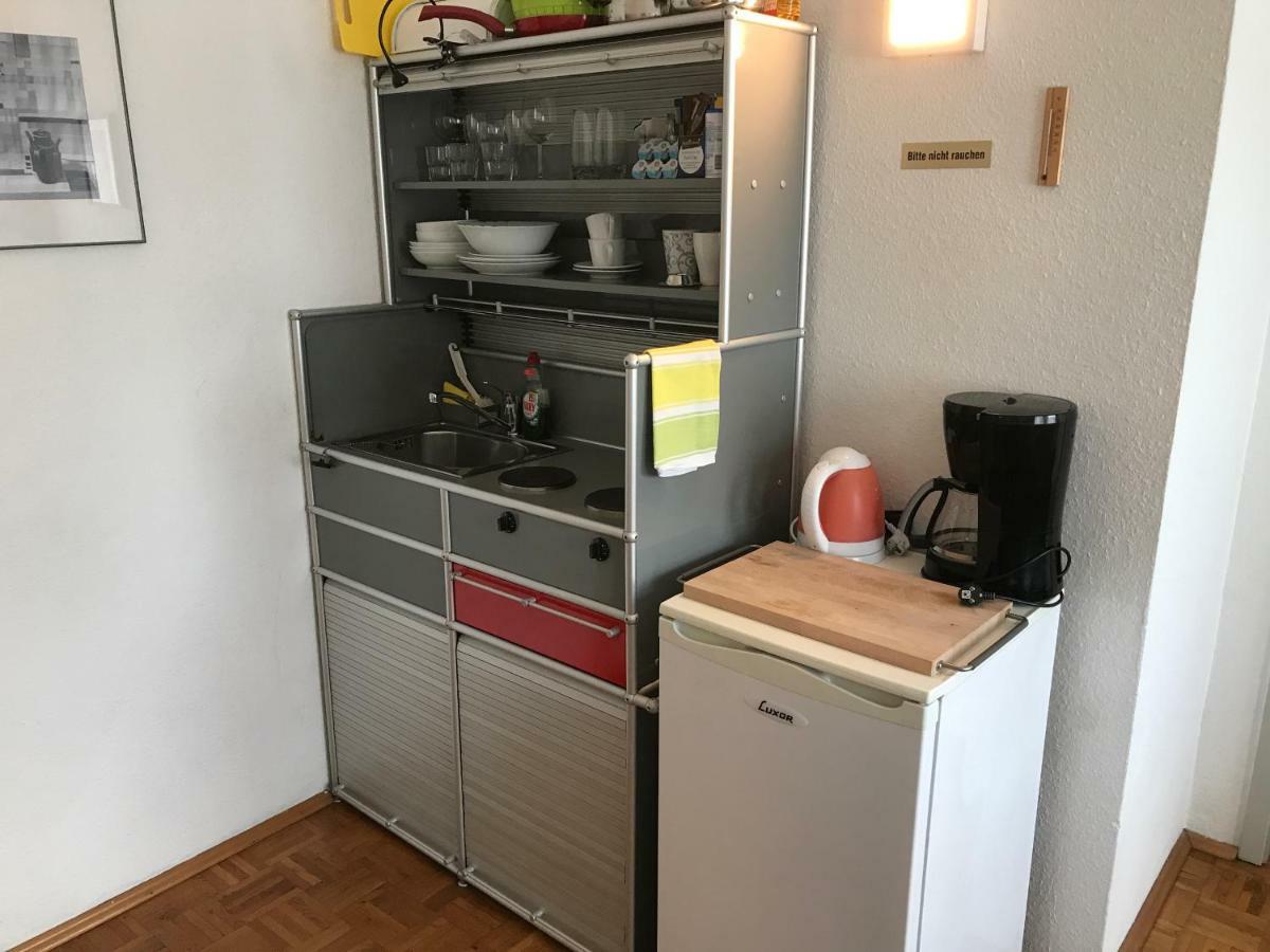 Apartmenthaus Zentrum Komfort Apartments Mit Minikuchen Verschiedener Grossen Κάσελ Εξωτερικό φωτογραφία