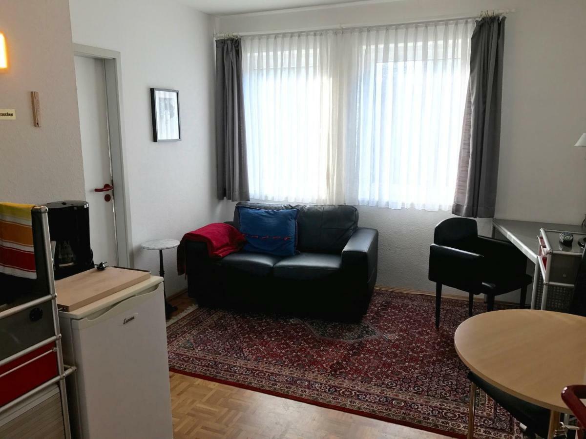 Apartmenthaus Zentrum Komfort Apartments Mit Minikuchen Verschiedener Grossen Κάσελ Εξωτερικό φωτογραφία