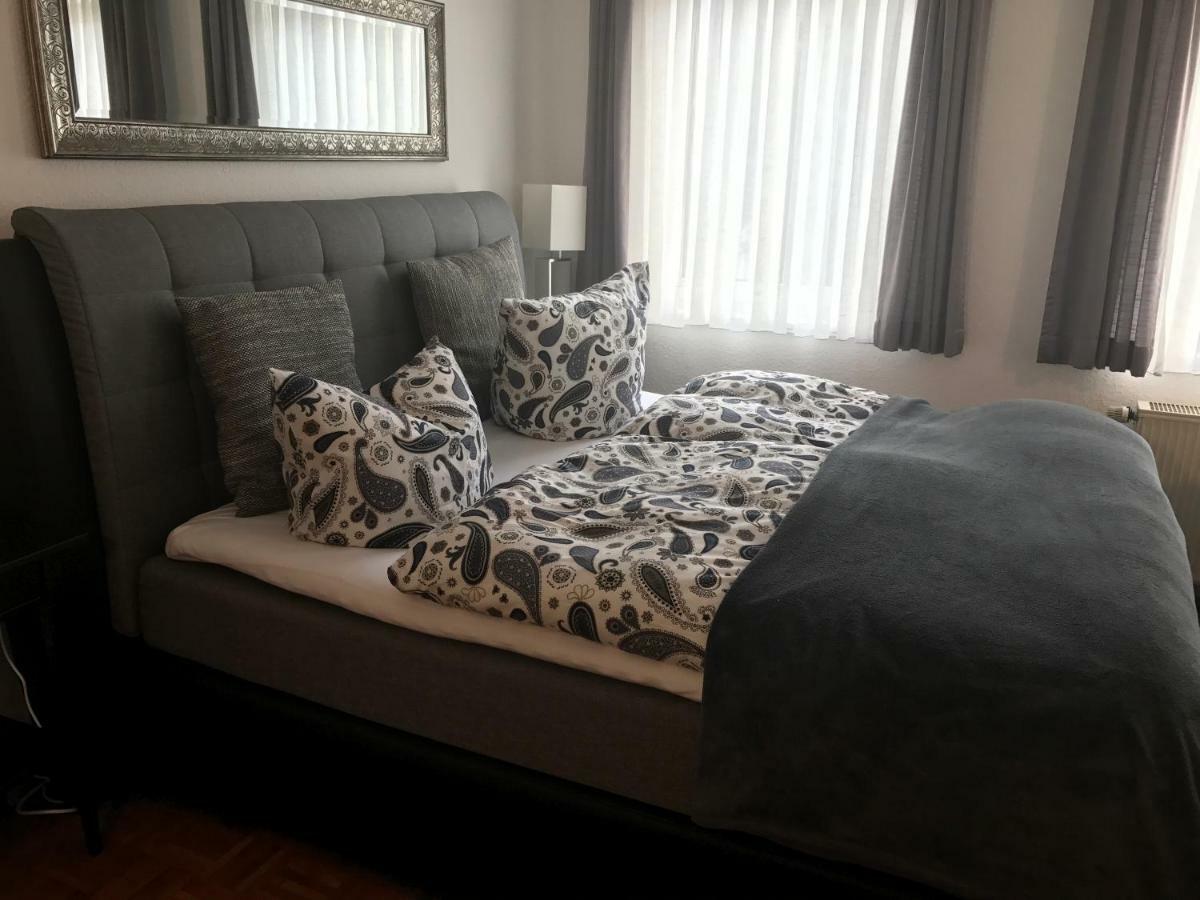 Apartmenthaus Zentrum Komfort Apartments Mit Minikuchen Verschiedener Grossen Κάσελ Εξωτερικό φωτογραφία