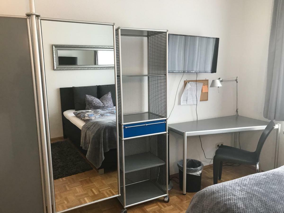 Apartmenthaus Zentrum Komfort Apartments Mit Minikuchen Verschiedener Grossen Κάσελ Εξωτερικό φωτογραφία