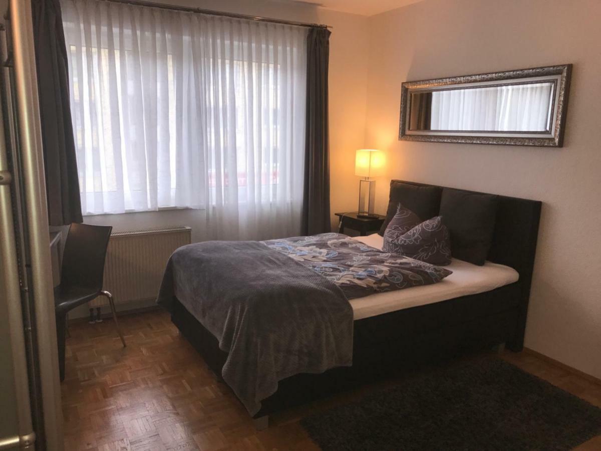 Apartmenthaus Zentrum Komfort Apartments Mit Minikuchen Verschiedener Grossen Κάσελ Εξωτερικό φωτογραφία