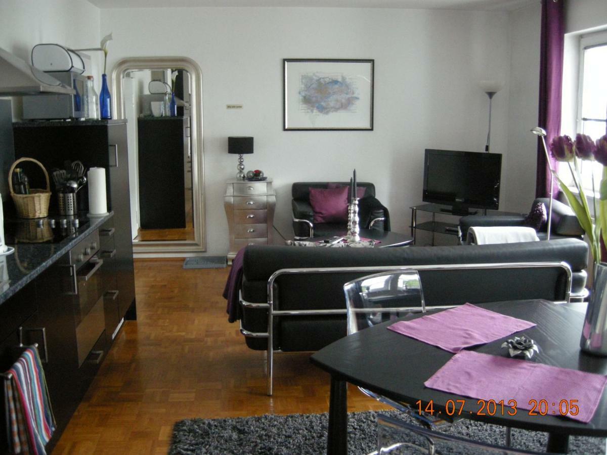 Apartmenthaus Zentrum Komfort Apartments Mit Minikuchen Verschiedener Grossen Κάσελ Εξωτερικό φωτογραφία