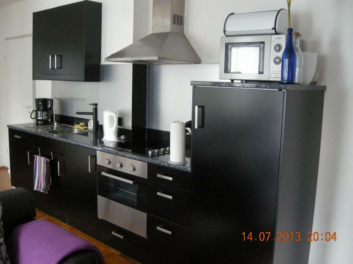 Apartmenthaus Zentrum Komfort Apartments Mit Minikuchen Verschiedener Grossen Κάσελ Εξωτερικό φωτογραφία